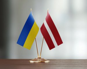 Украина и Латвия подписали соглашение о безопасности на 10 лет