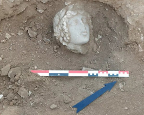 Студенти знайшли древню голову