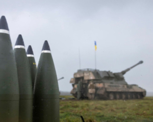 Аналітики сказали, як зменшити залежність України від західної допомоги
