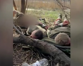 Украинские пограничники захватили в плен группу россиян в Донецкой области: видео