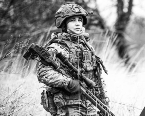 На фронте, отражая прорыв врага, погибла снайпер Екатерина Шинкаренко