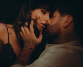 Анна Трінчер випустила кліп з елементами еротики: відео