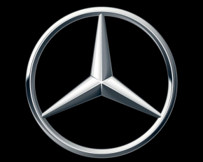 Німецькі BMW і Mercedes-Benz готують новинки на ринку авто. У ЗМІ просичилися фото прототипу