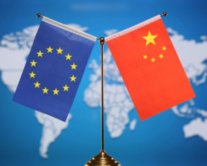 ЕС пригрозил Китаю ухудшением отношений из-за поддержки России на фоне войны в Украине