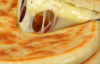 Ліниві хачапурі за 15 хвилин: як приготувати духмяну випічку з сиром на сковороді