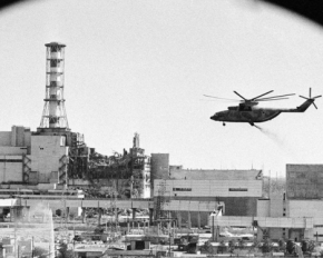 "Радиация не признает границ": Зеленский обратился к миру в годовщину Чернобыльской катастрофы
