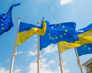 У ЄС сказали, коли стартують переговори про вступ України