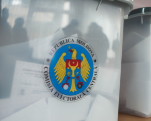Росія хоче зірвати президентські вибори в Молдові - Bloomberg