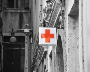 Красный Крест не приостановит деятельность российской филии, несмотря на нарушения