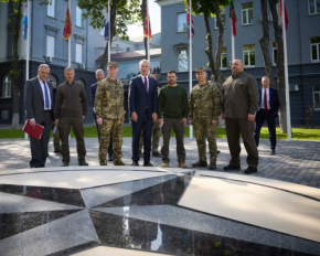 Зеленский и Столтенберг посмотрели на подготовку украинских военных по стандартам НАТО
