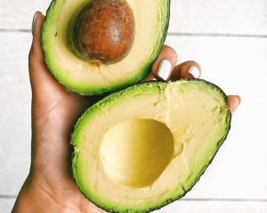 Чому авокадо треба їсти жінкам щодня: науковці провели дослідження