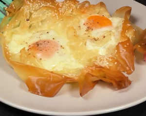 Легка сирна запіканка з тіста філо та яєць: рецепт від фудблогерки