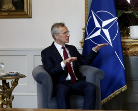 Столтенберг зробив заяву щодо розміщення військ НАТО в Україні