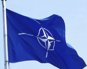 Великобритания призывает НАТО увеличить расходы на оборону