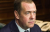 Медведев угрожает британцам ударами