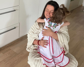 Наталья Могилевская выложила редкое фото с четырехлетней дочерью