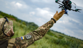 Украинские военные тестируют новый вид БпЛА - дрон-матку
