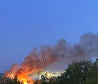 В нескольких регионах РФ прогремели взрывы: сообщают о мощных пожарах