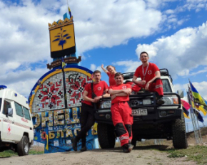 Как подразделения Красного Креста спасают пострадавших от атак РФ: спецпроект "Близко к нулю"
