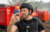 Американский актер Миша Коллинз приехал к линии фронта в Сумскую область (фото)