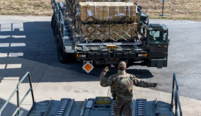 Ракети HIMARS, артснаряди, Javelin - США оголосили про новий пакет військові допомоги