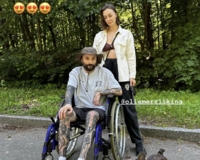 Віктор Розовий після серйозного поранення вийшов на зв&#039;язок в інвалідному візку (фото)
