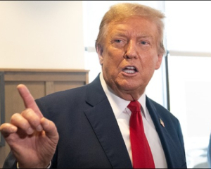 "Это плохие и больные люди": Трамп пообещал отомстить за судебное решение