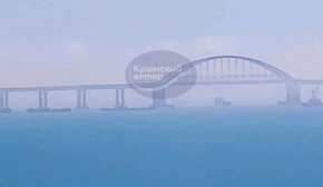 Показали нові фото з Кримського мосту - що там відбувається