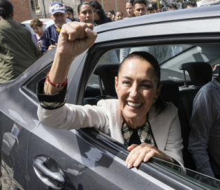 У Мексиці президенткою вперше стане жінка. Після виборів подешевшала місцева валюта і заметушилися у російському посольстві