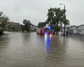 Польщу затопило після сильних злив - фото й відео