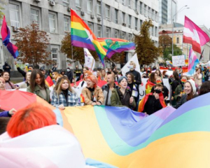 На вечірку КиївПрайду заявились представники ТЦК: намагалися забрати чоловіків на ВЛК