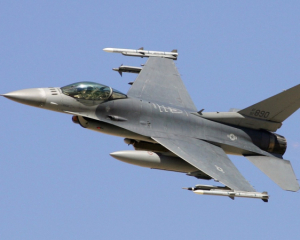 У Держдумі РФ оголосили F-16 за межами України &quot;законною ціллю&quot;