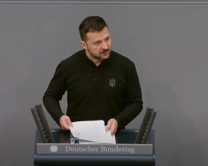 Ми завершимо війну, не залишимо її у спадок після себе: Зеленський виступив у Бундестазі