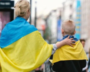 У Євросоюзі продовжили тимчасовий захист для українських біженців