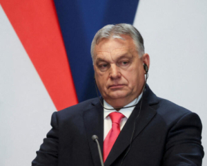От партии Орбана требуют официального заявления о поддержке Украины