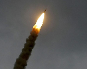 Росія атакувала Україну ракетами. У Києві та області лунали вибухи