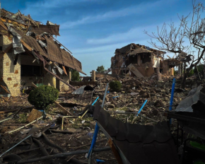 Разрушенные дома, поврежденные квартиры и разбитые авто: рассказали о последствиях российской атаки на Киевщину