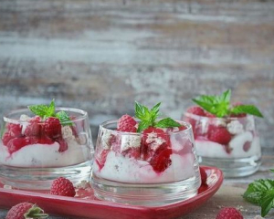 Вкусные десерты из малины: три простых рецепта, которые любят дети и взрослые