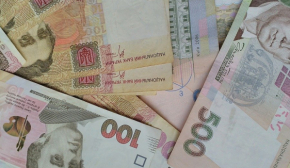 Гривна укрепилась к доллару и евро - курс валют на 27 июня