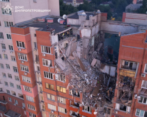 Удар РФ по многоэтажке в Днепре: пропавшими считаются пять человек