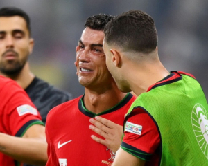 Португалия через серию пенальти &quot;пролезла&quot; в четвертьфинал Евро-2024