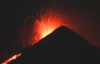 Вулкан Этна на Сицилии начал выпускать фонтаны лавы: видео