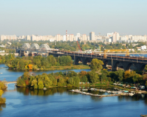 Усі пляжі Києва закриті для відвідувачів