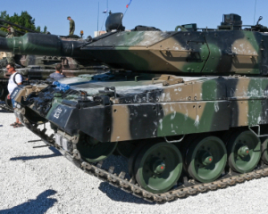 Україні передадуть партію танків Leopard 2