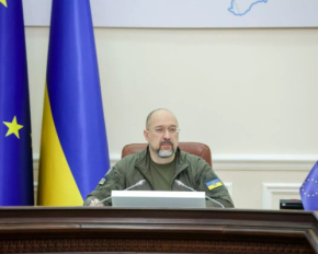 Шмыгаль назвал две причины улучшения ситуации со светом в Украине
