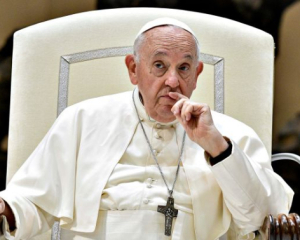 "Церкви не можна чіпати": Папа Римський зробив заяву відносно заборони РПЦ в Україні