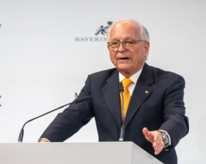 Німецький дипломат дав слушну пораду Заходу щодо Путіна та "червоних ліній"