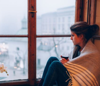 Як зігрітись у квартирі, коли немає опалення: шість бюджетних способів