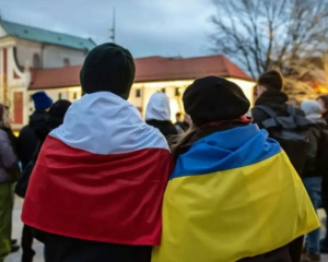 Социологи сказали, сколько поляков поддерживают дальнейший прием беженцев из Украины