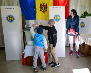 Вибори у Молдові: проросійські сили хотіли зірвати закордонне голосування